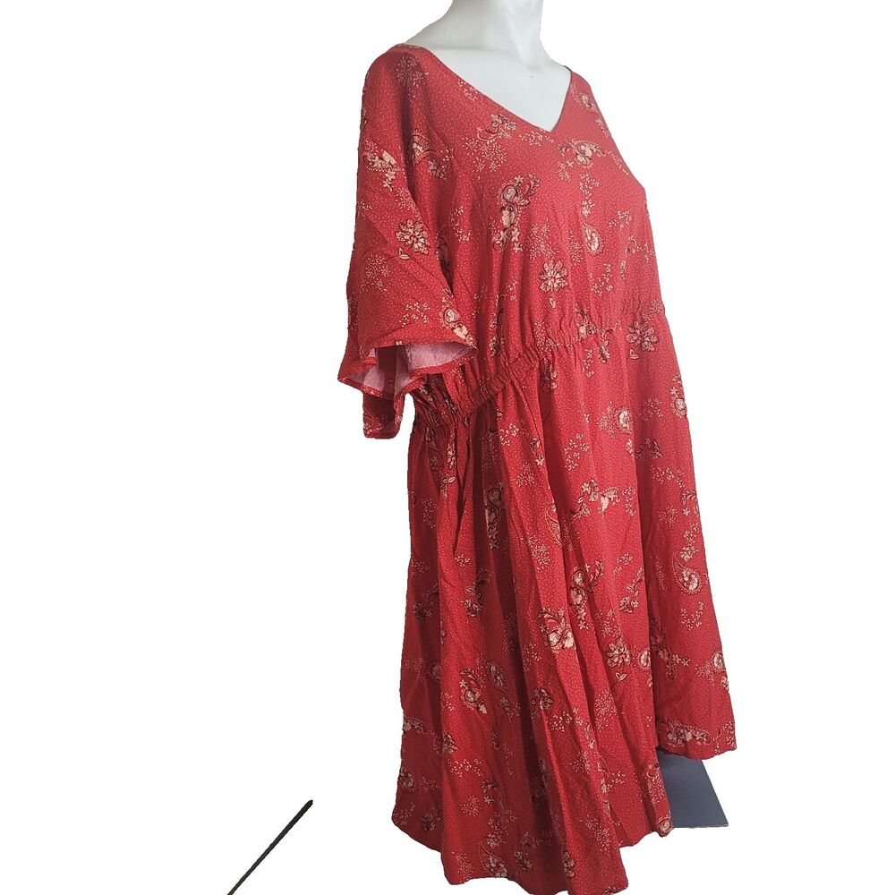 Torrid size 3 dress 3X elastic waist v-neck paisley red shift pockets